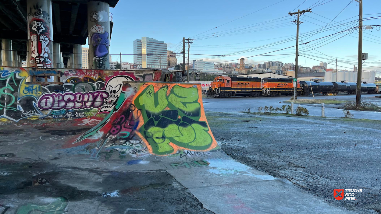 11th Street DIY Skatepark